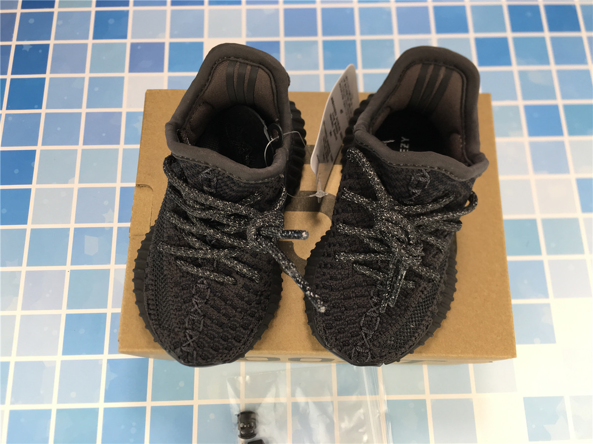 Free Shipping Yeezy Boost 350 V2 Black Non Reflective Infant